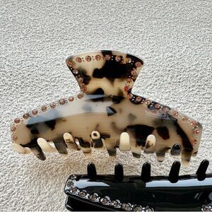 Tortoise Crystal Claw Large